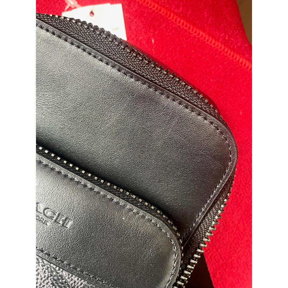 Coach Gotham Sling Pack 13 Signature Canvas Black Leather CC091 Bag - Picture 14 of 16